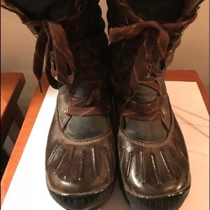 Waterproof winter boots